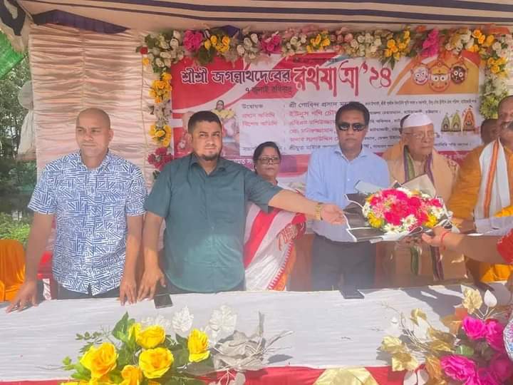 Read more about the article হাটহাজারী উপজেলা হলো বাংলাদেশের সাম্প্রদায়িক সম্প্রিতীর অন্যতম উদাহরণ’ -উপজেলা চেয়ারম্যান