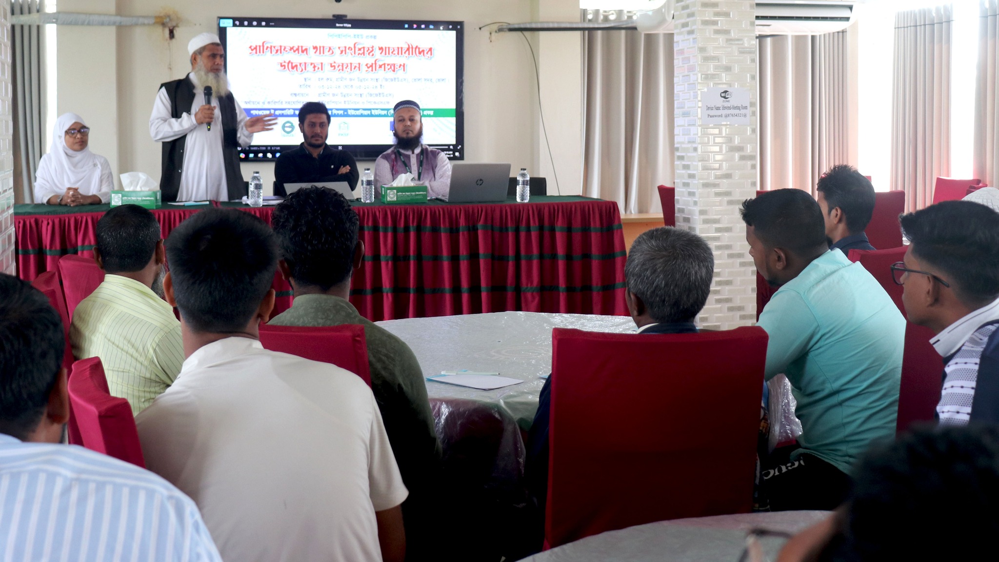 Read more about the article ভোলায় প্রানিসম্পদ খাত সংশ্লিষ্ট খামারীদের দক্ষতা উন্নয়ন বিষয়ক তিন দিন ব্যাপি প্রশিক্ষনের উদ্বোধন