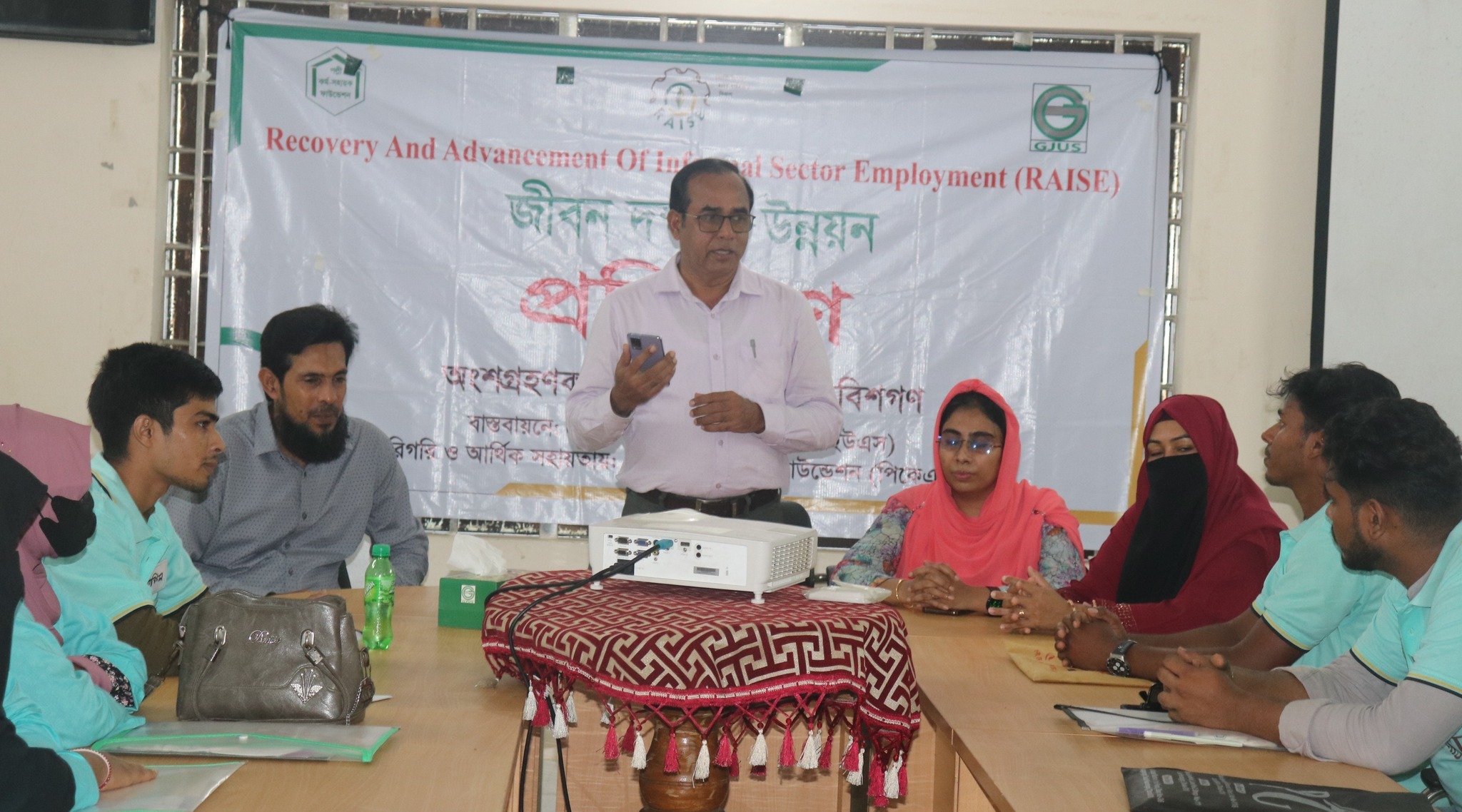 Read more about the article ভোলায় রেইজ প্রকল্পের আওতায় পাঁচ দিনব্যাপী জীবন দক্ষতা উন্নয়ন প্রশিক্ষণ সম্পন্ন