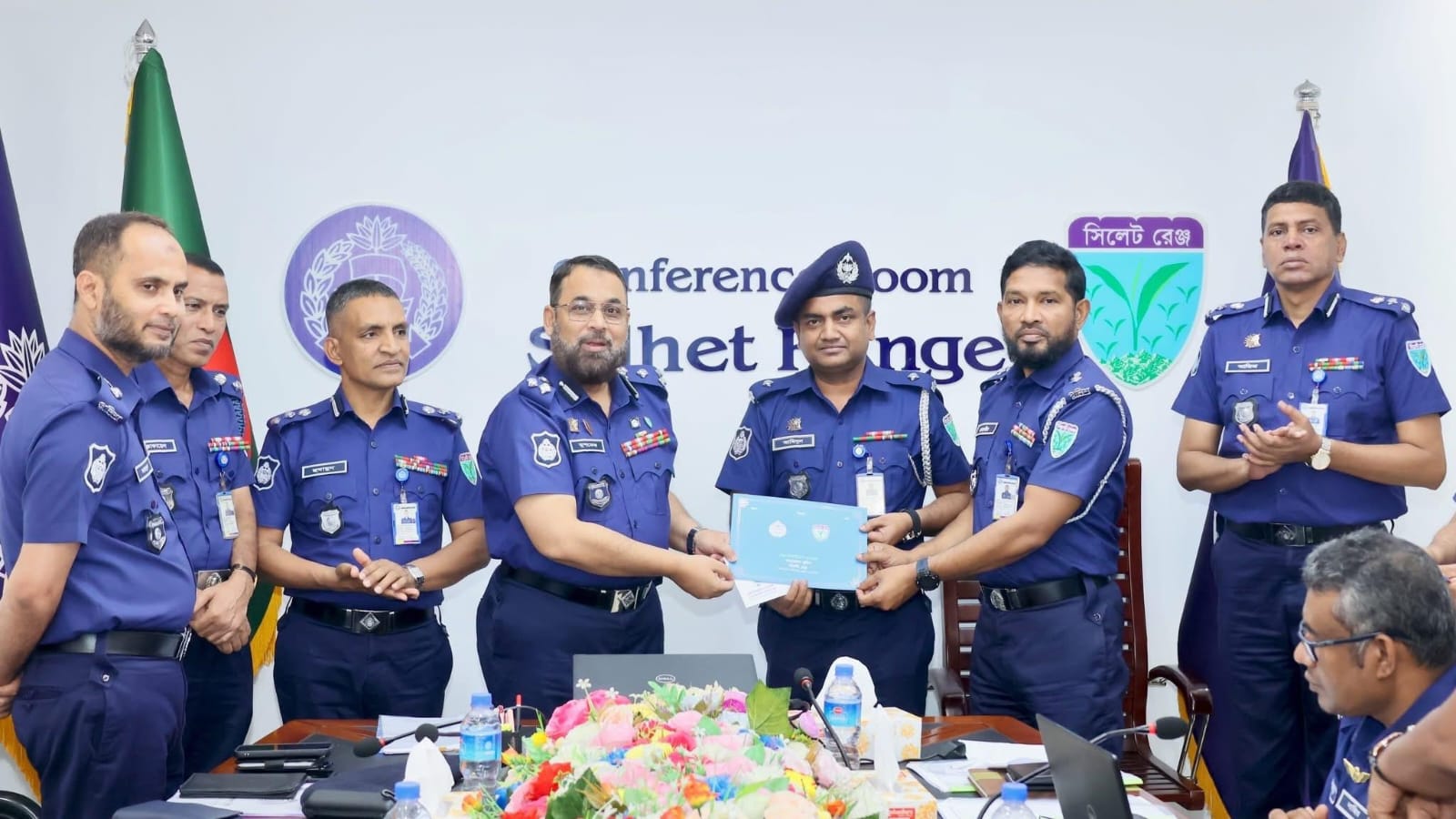 Read more about the article বিভাগে শ্রেষ্ঠ শ্রীমঙ্গল থানার ওসি আমিনুল